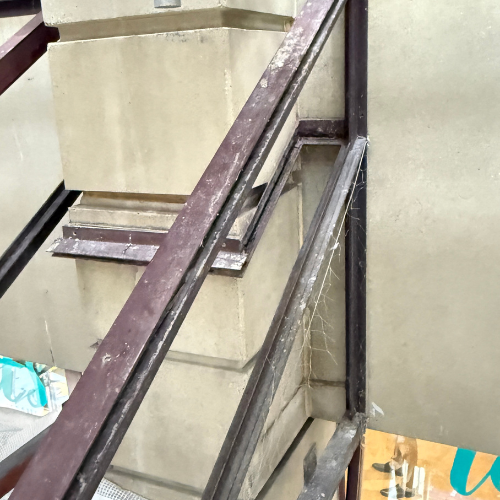 Structure métallique avant nettoyage cryogénique et traitement anticorrosion 